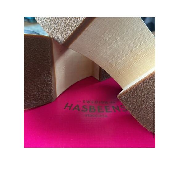 New $248 Womens 8 Covered Swedish Hasbeens Matte Black Clogs Mules Low 2” Heel - Picture 12 of 13